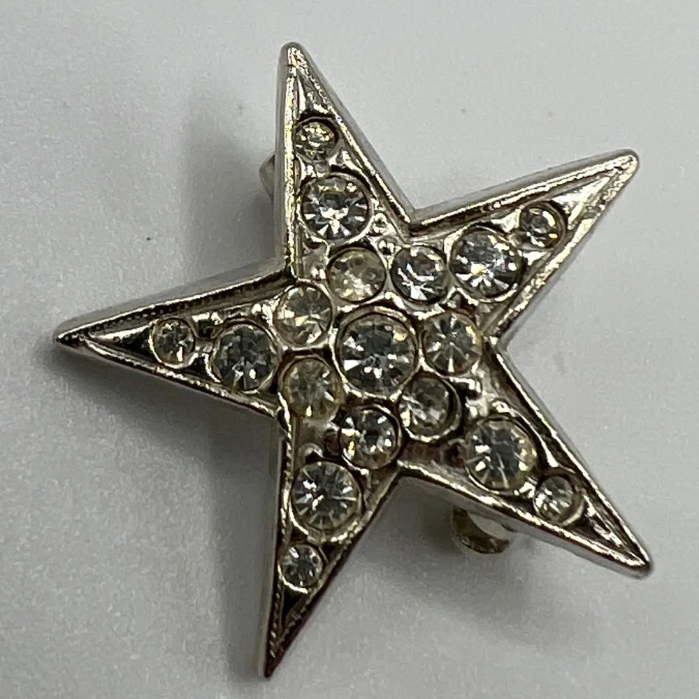 Silver & Rhinestone Star Brooch - Picture 3 of 4